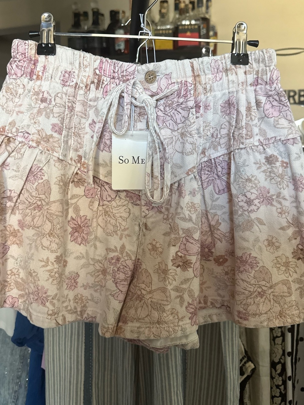 Floral Drawstring Elastic Waist Women's Shorts - Pink Floral - Picture 2 of 5